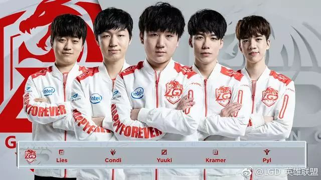 德俱乐部中 德俱乐部中