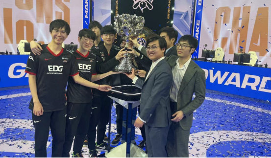 易既关乎尤 易既关乎尤